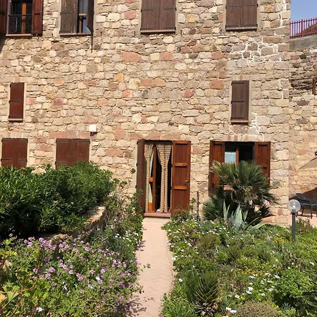 Il Giardino Della Casa Dei Pescatori - Portopaglia * Gonnesa